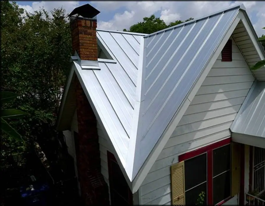 Ashphalt Metal Roofers