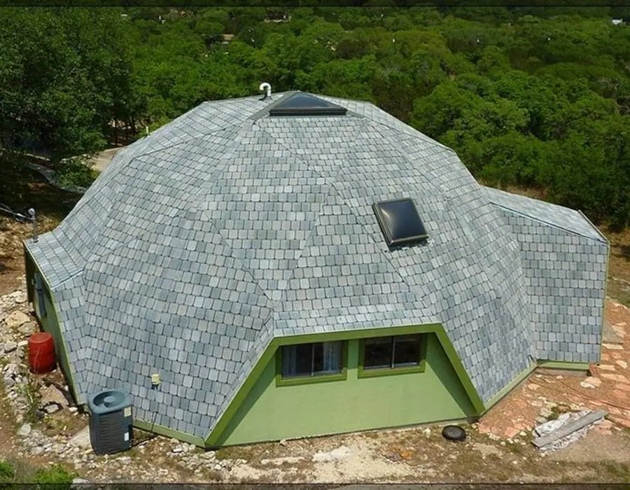 High-quality shingle roofing on San Antonio residence
