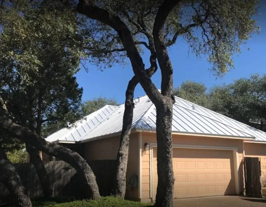 Metal roof Contractors